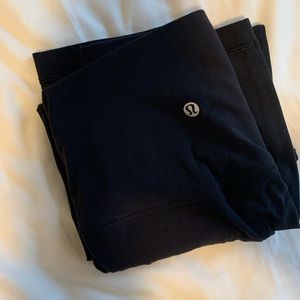 Lulu Lemon Aligns Cropped (size 4)